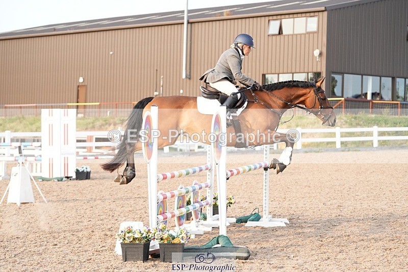 250805-192150-00816 - 1m and 1.10m