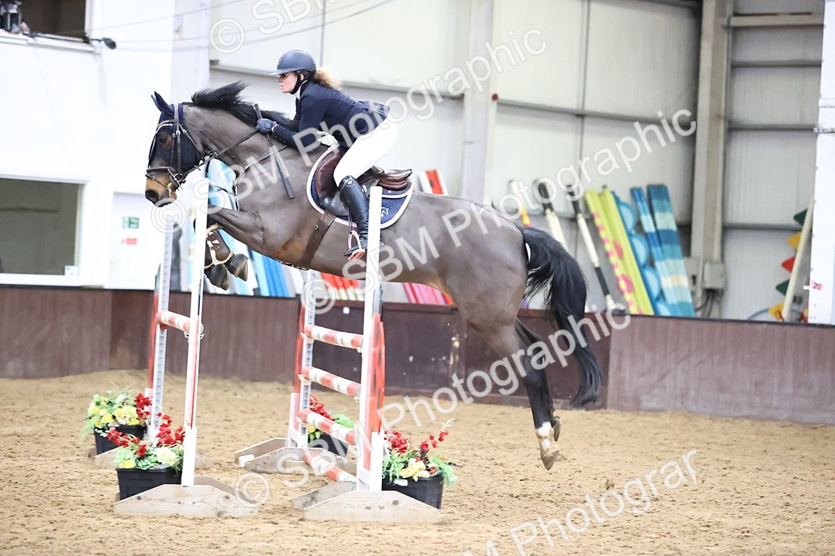 SBM_005562 - Class 17 - Senior Newcomers 1.10m