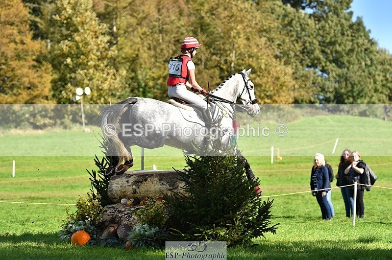 231022-125640-28820 - 316-I.ELLIE.JAY.BUMBLE-Henrietta.Ewell-XC