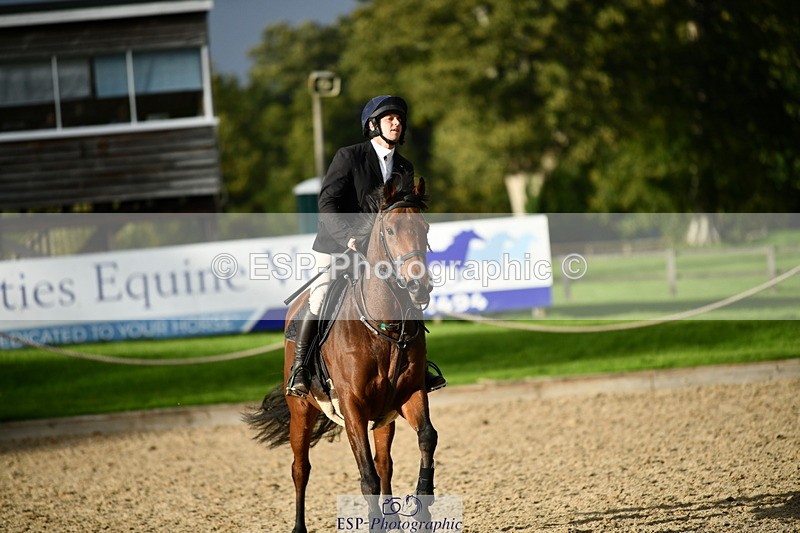 251004A-165253-02264 - Classes 10 & 11 80cm