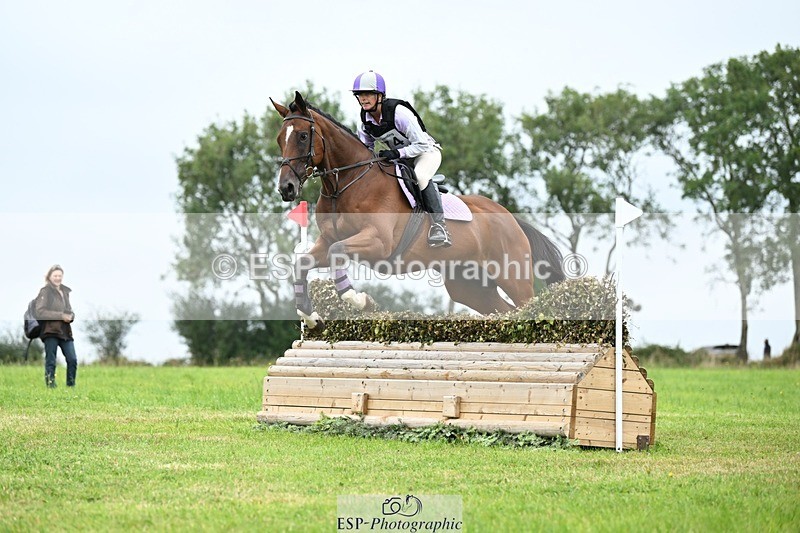 240831A-154004-04914 - 274-Becca.Robinson-VINNIE.SPARKLES