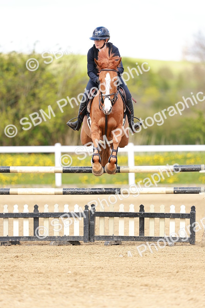 SBM_001869 - Class 4 - Senior Newcomers - 1.10m