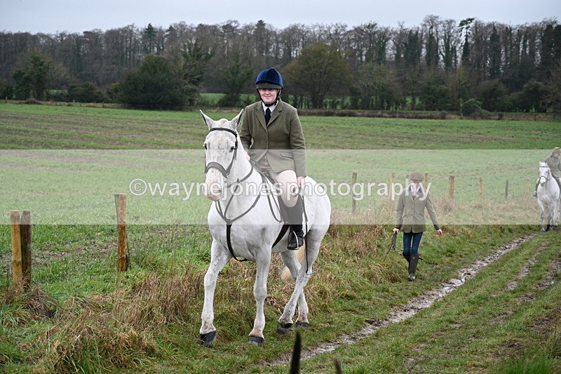 WJ7_9440 - Walk out..