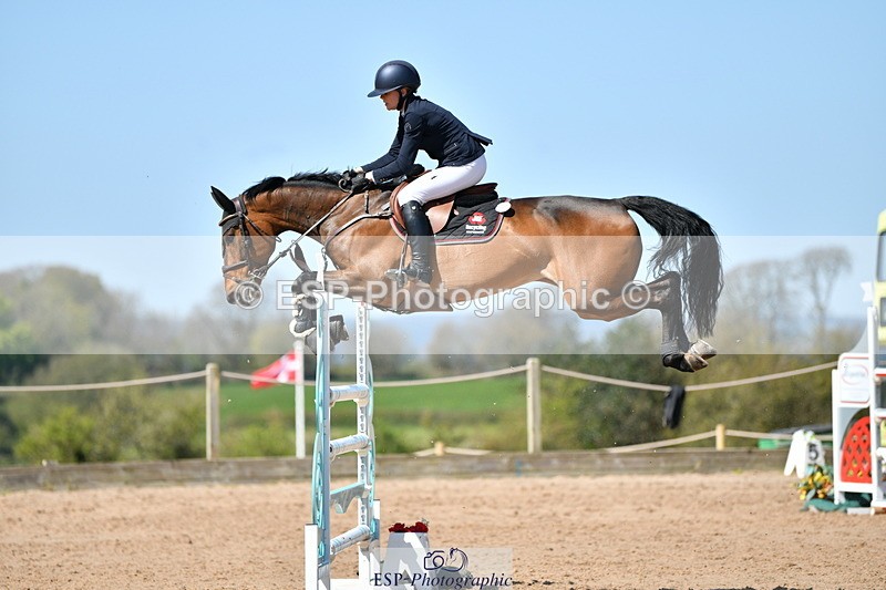 240420A-122825-10977 - Cls 3, 2 Star Small Tour 1.30m