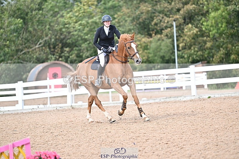 241004A-140516-02450 - Fri 11 1.10m amateur Quals