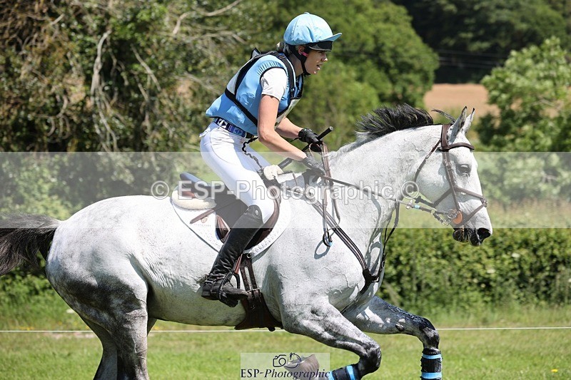 240525-111308-12572 - 327-COR_Y_TARAN-Toots_Bartlett