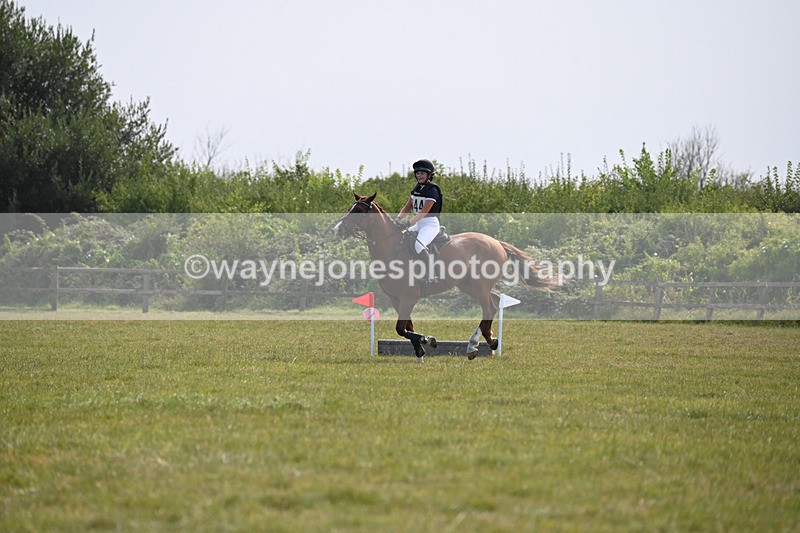 WJ6_2785 - 80cm XC Time 15:07 to 15:25