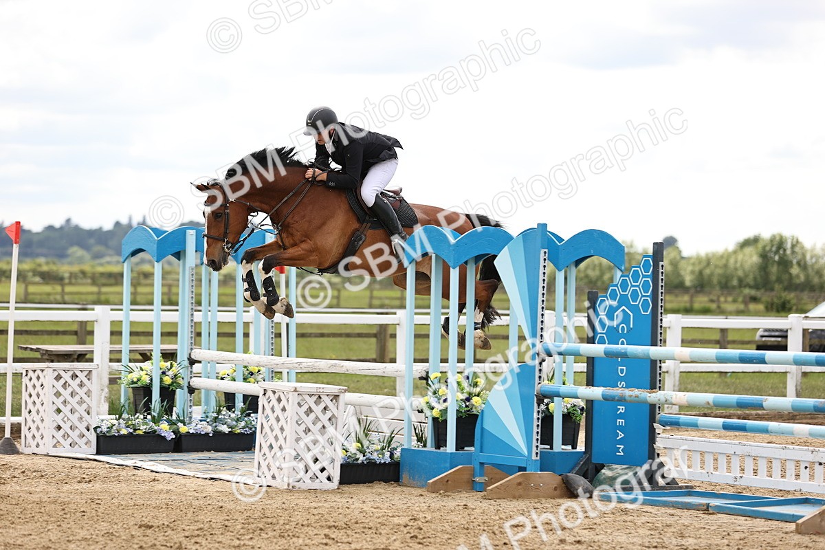 SBM_003435 - Class 11 - Senior Newcomers - 1.10m