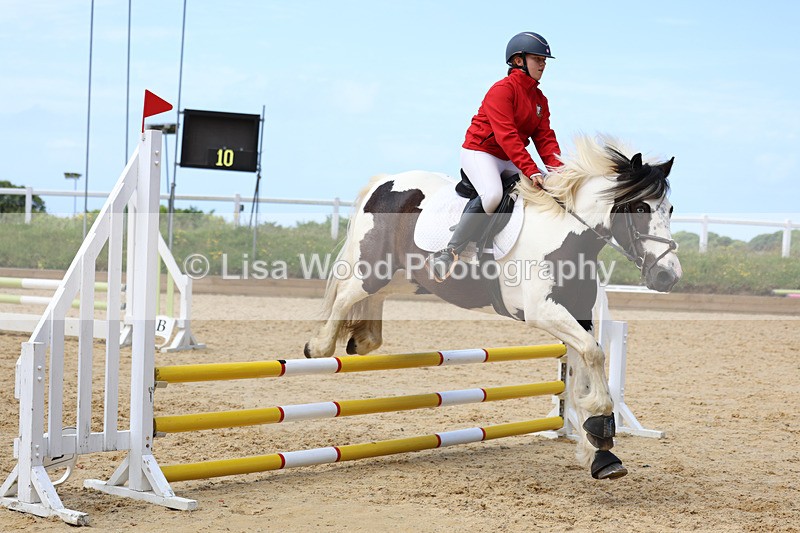 3E7A2572 - Class 4: 70 -75cm Part B