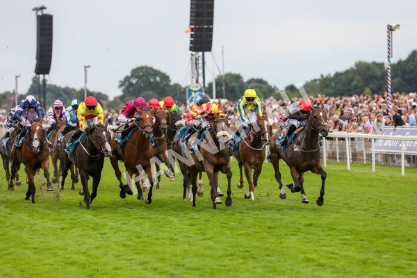 270724-Race 5-Theme Park-4759 - Race 5 4.35pm Sky Bet Prize Drop Handicap