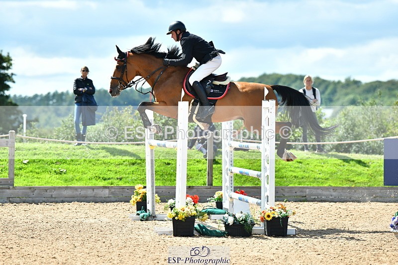 230723A-153111-13389 - Cls 36, 7 Yr Olds 1.30m