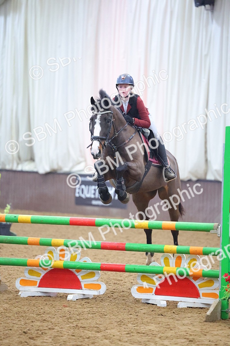 SBM_008416 - Class 21 - Nupafeed Supplements Senior Discovery/ 1m Open - First Round (1.00m)