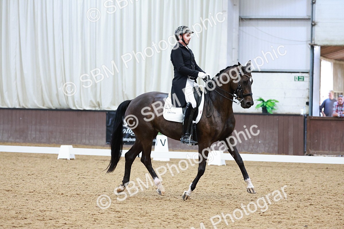 SBM_016683 - Class 5 - FEI INT II - 17.24-18.20