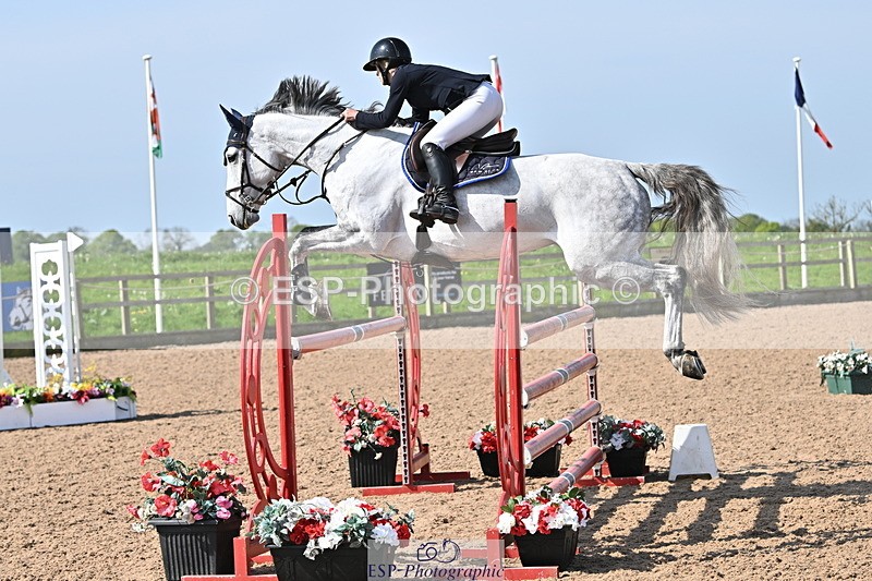 240509A-100230-00751 - Cls 8 Foxhunter