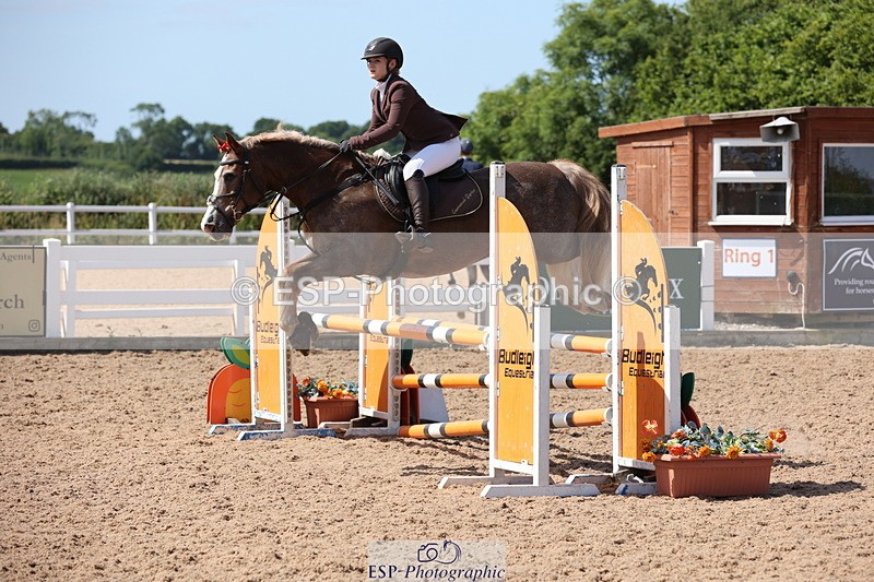 240629A-104919-04288 - Cls 17 Discovery and 90cm Open