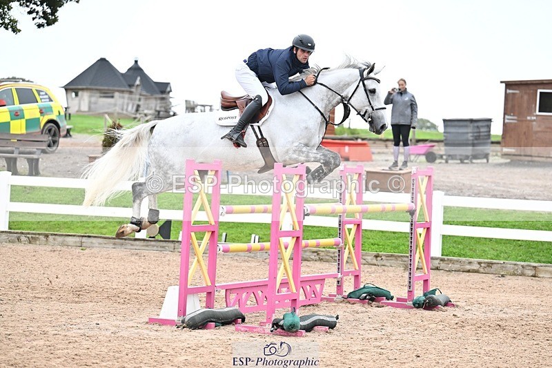 250917-134726-00718 - Cls 5 Foxhunter and 1.20m Open