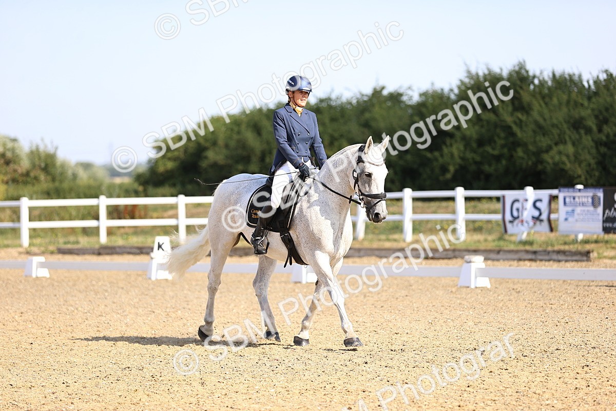 SBM_008688 - Novice 5 - 08.30-9.33