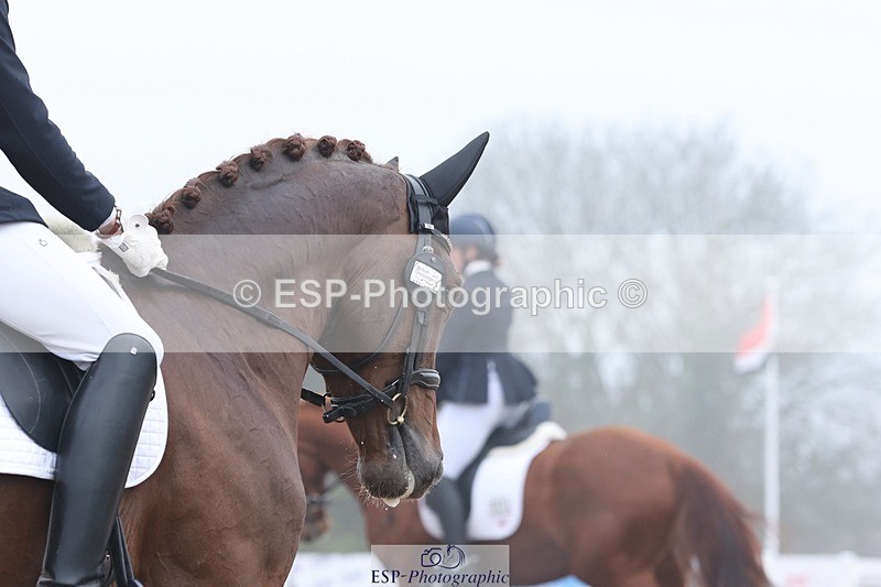 250404-090931-04395 - 076+074-Angus.Corrie-Deane+Amelia.Struel