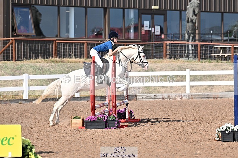 260714-171541-00176 - 70cm Classes