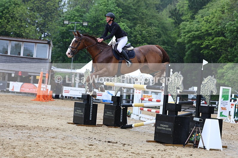 3E7A7563 - Class 9: Senior 1.30m open