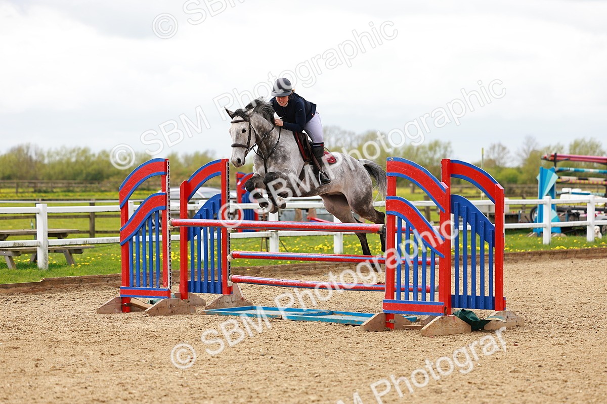 SBM_002427 - Class 10 - Senior Newcomers - 1.10m
