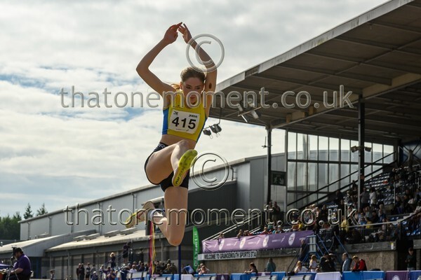 Sen25SUN-915280 - Field Female Set One