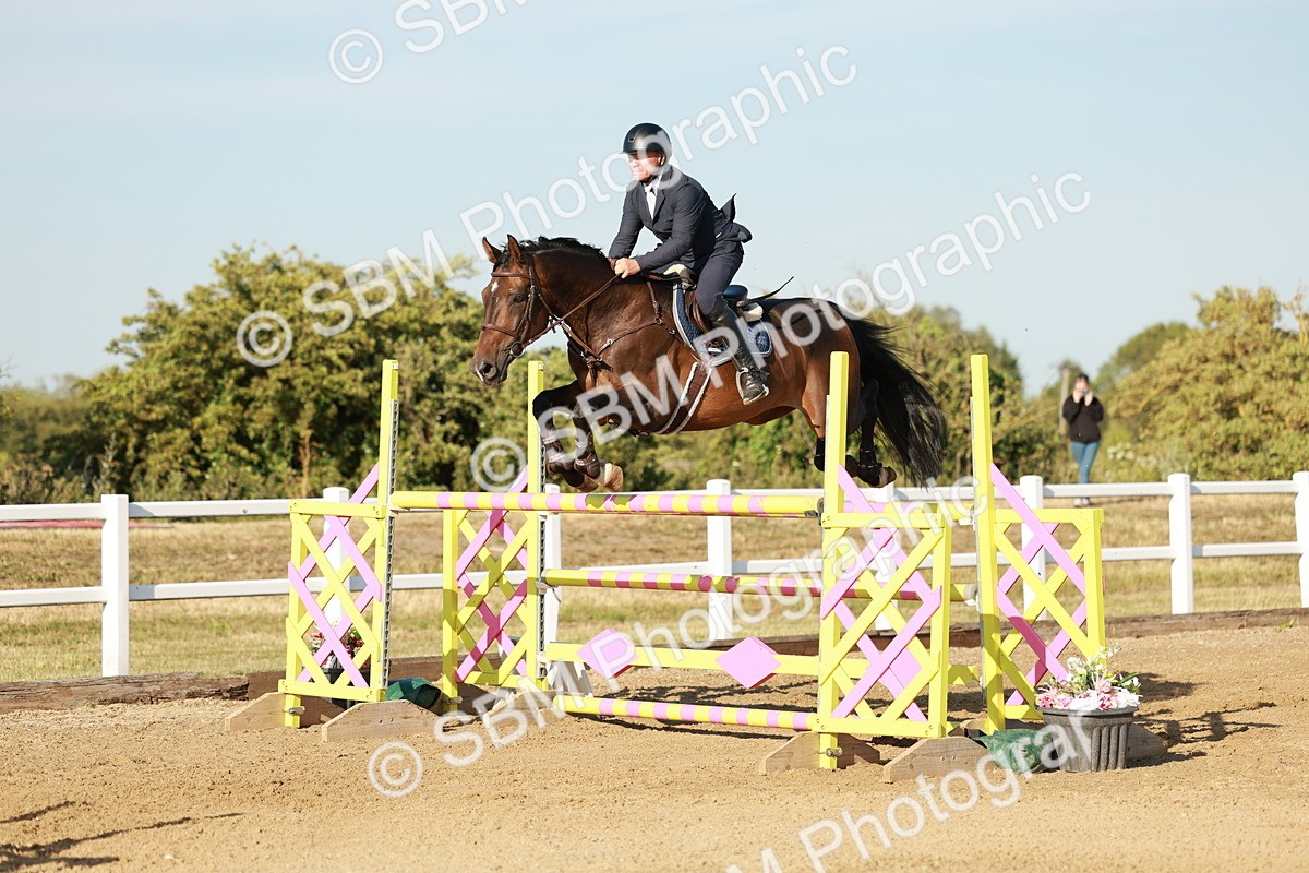 SBM_008839 - Class 6 - National 1.30m 1.40m Open Handicap