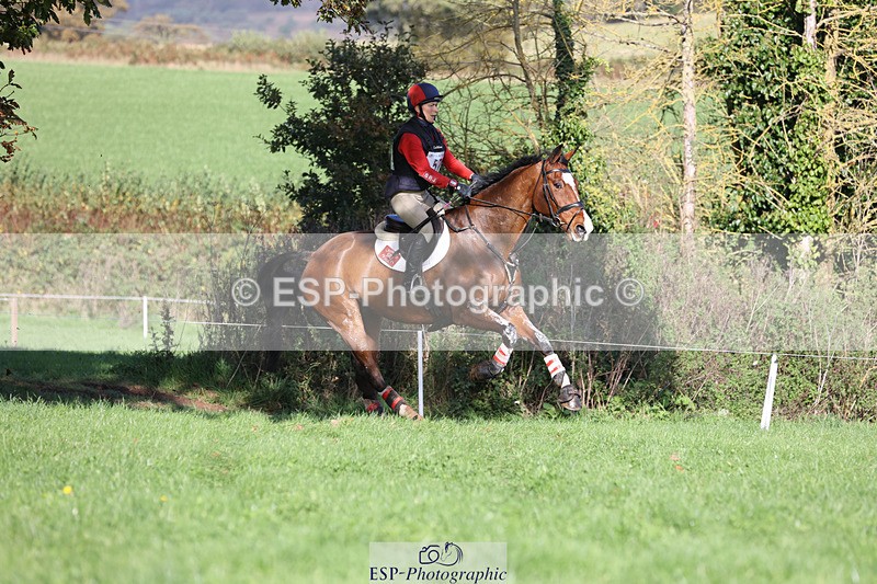 241025-115014-06570 - 057-Louisa.Lockwood-KILCANNON.OREO