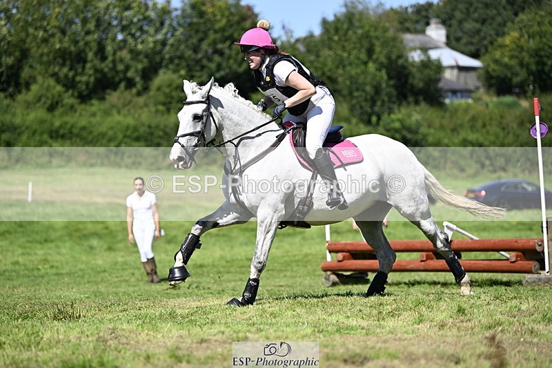 240811A-150605-05266 - 215-