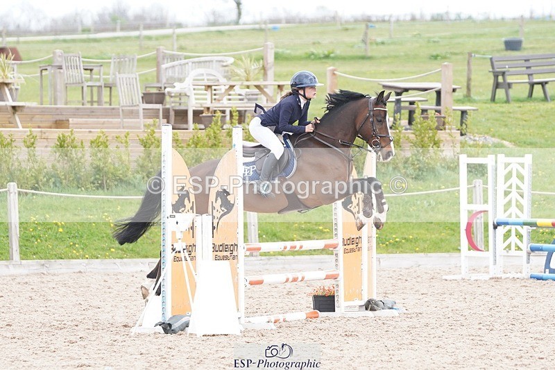 250414-131912-00907 - 80cm Round 2