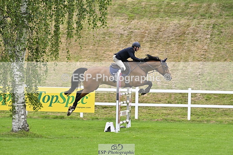 250613A-131205-02105 - Cls 3 Snr Foxhunter