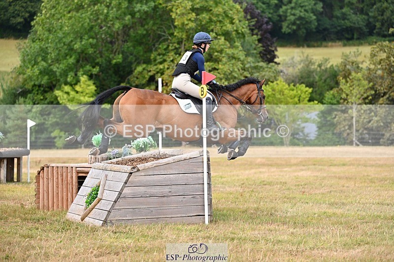 250803A-154103-16074 - O-683-Katie.Corbin-SPORTSFIELD.U2