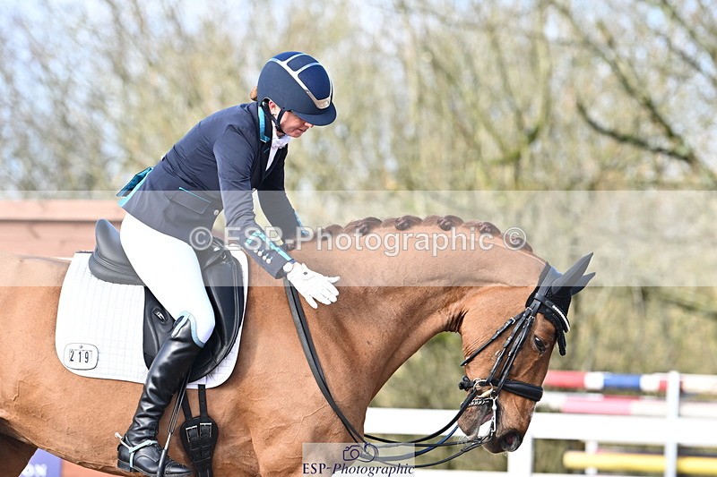 240218A-145118-08249 - 219-Jessica.Davies-Kadanz.II