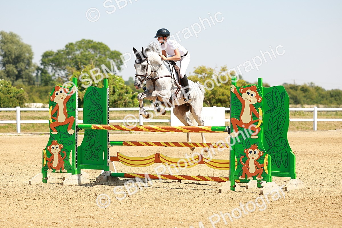 SBM_001611 - Class 4 - Senior Newcomers - 1.10m