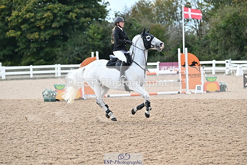 241004A-124334-02033 - Fri 09 95cm Amateur Quals