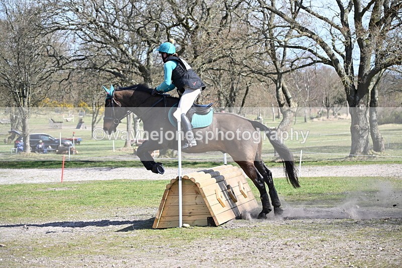 WJ6_2570 - Time 11:00 to 11:24