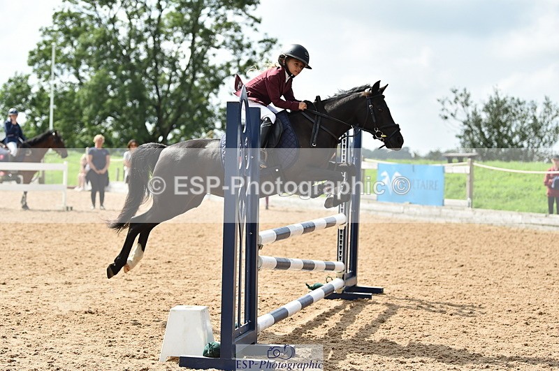 230902A-124256-01183 - Cls 3A Pony Medium 80cm