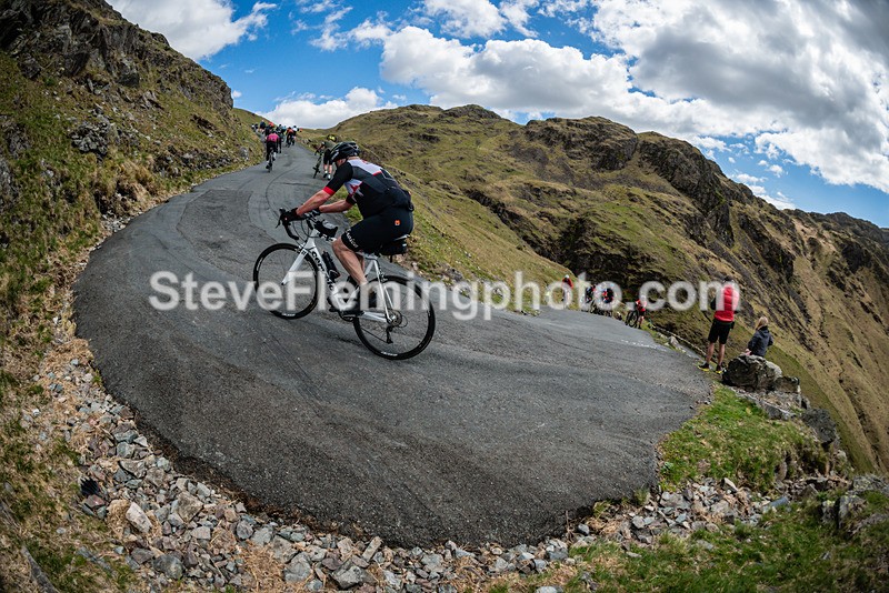 140037 - Hardknott Hairpin 14.00 - 15.00