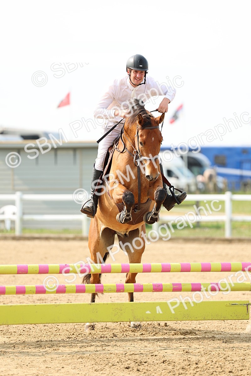 SBM_003960 - Class 15 - Clear Round