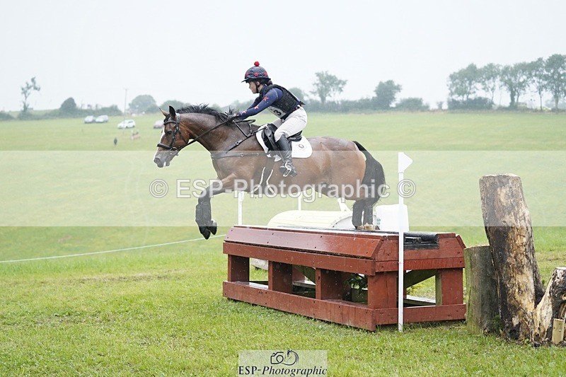 240901A-150016-10419 - 553-Molly.Pullin-OAKWELLYNS.DECANTER.OF.SKYE