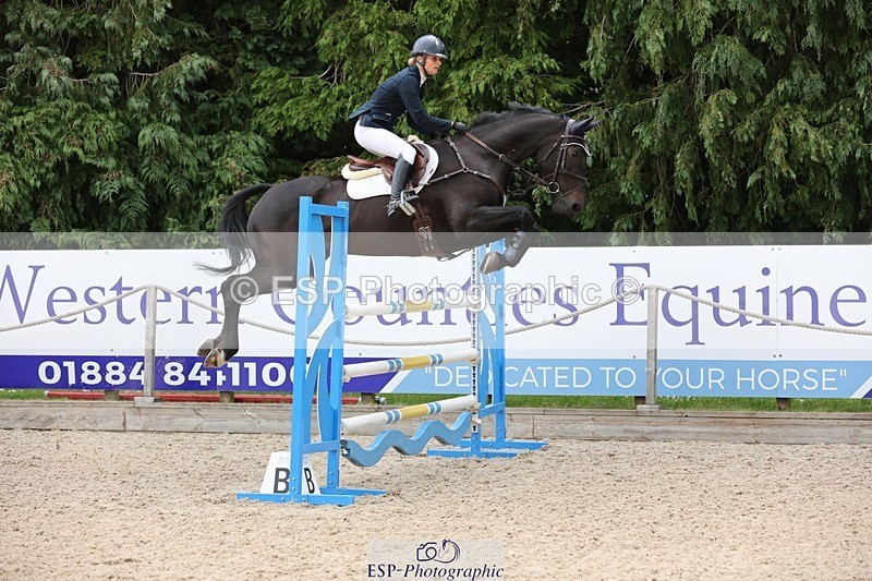 240615-142913-01844 - Cls 6 Snr Foxhunter and 1.20m Open
