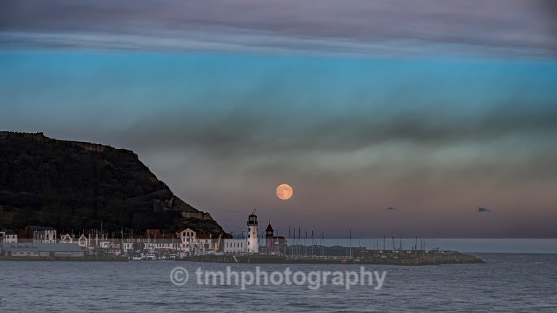 Moon ove Scarborough. - Yorkshire Coast