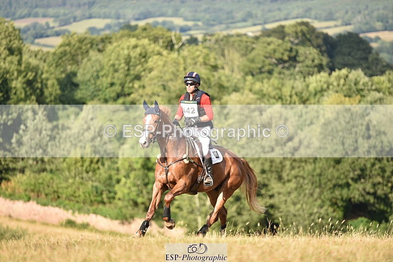 250802A-182656-09177 - J-442-Will.van.Ufford-BALLYRATH.SLIGO