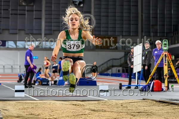 AgeInd25SUN-912303 - Field Female