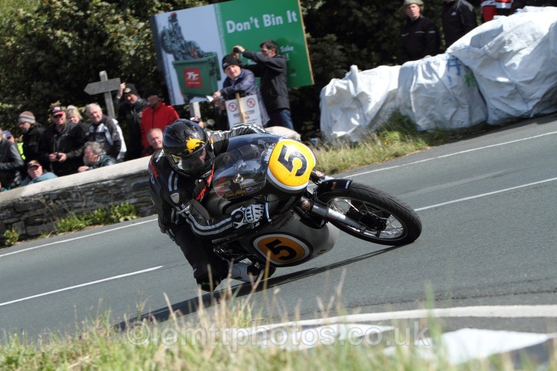 Bruce Anstey - Bennetts 500cc Classic TT