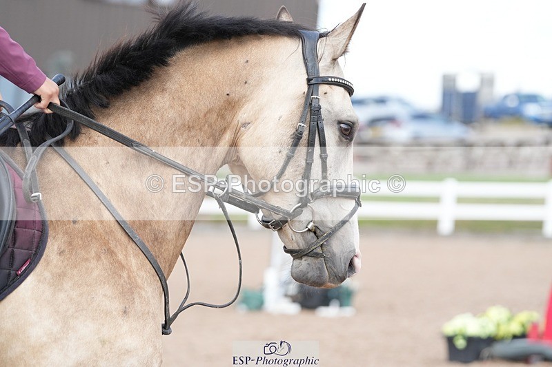 250805-152348-00105 - Clear Round and 60cm