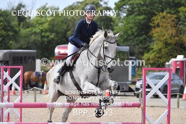 BPP_2353 - CLASS 17 SUN Senior Newcomers/ 1.10m Open