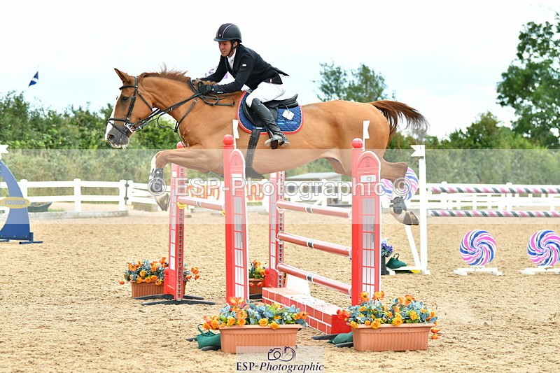 230721A-143323-06965 - Cls 22, 1 Star Gold 1.30m