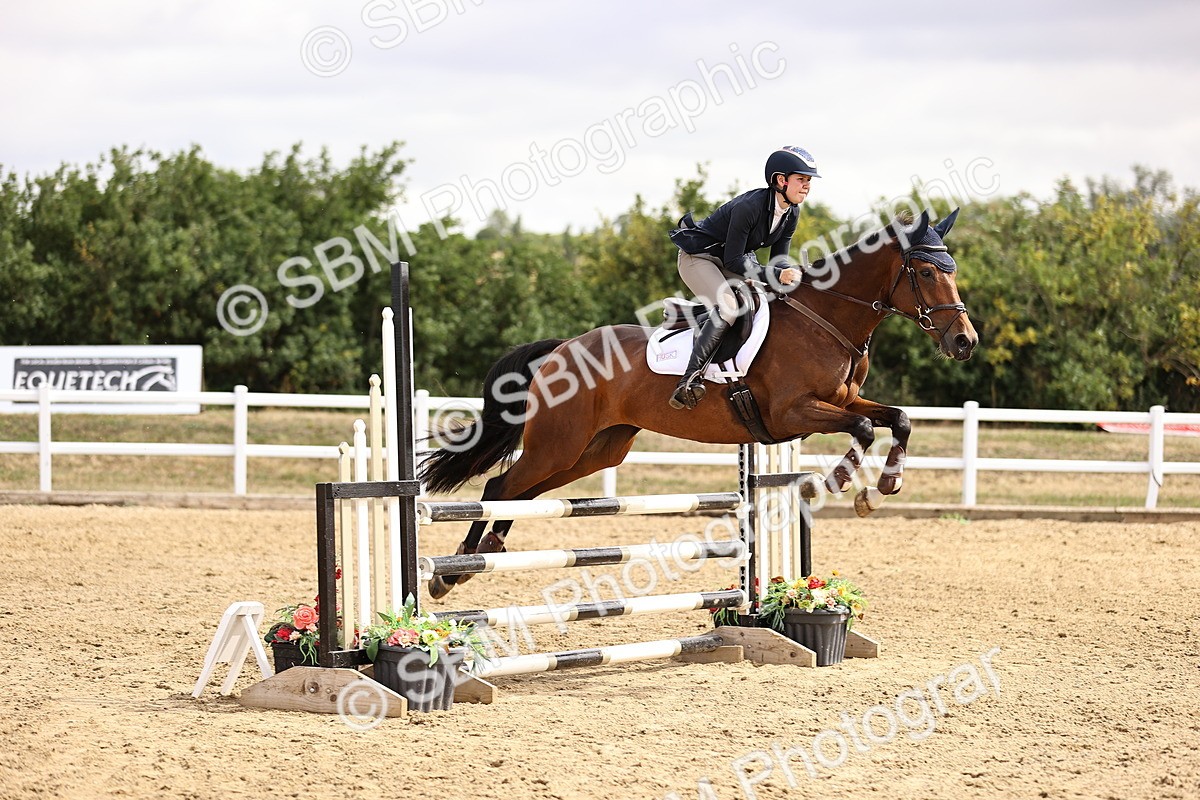 SBM_013050 - Class 13 - Senior British Novice - 90cm Open