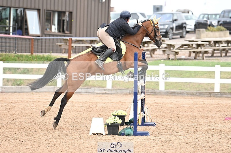 250727-145744-10989 - Cls 35 1.05m Amateur Quali